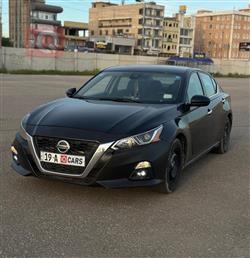 نيسان ألتيما